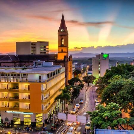 Hotel Neiva Plaza Exterior foto